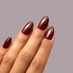 NAILD Softgel Press-On Nails Bloody Mary Almond