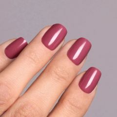 NAILD Softgel Press-On Nails Wild Berry Short Square