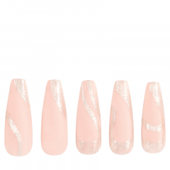 Kiara Sky xPress Pro Acrylic Press-on Nails Steal the Show